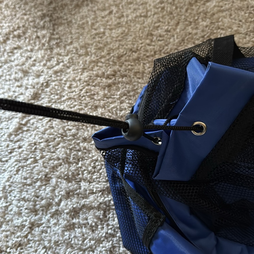 Blue Mesh Drawstring Cooler - Picture 3 of 13